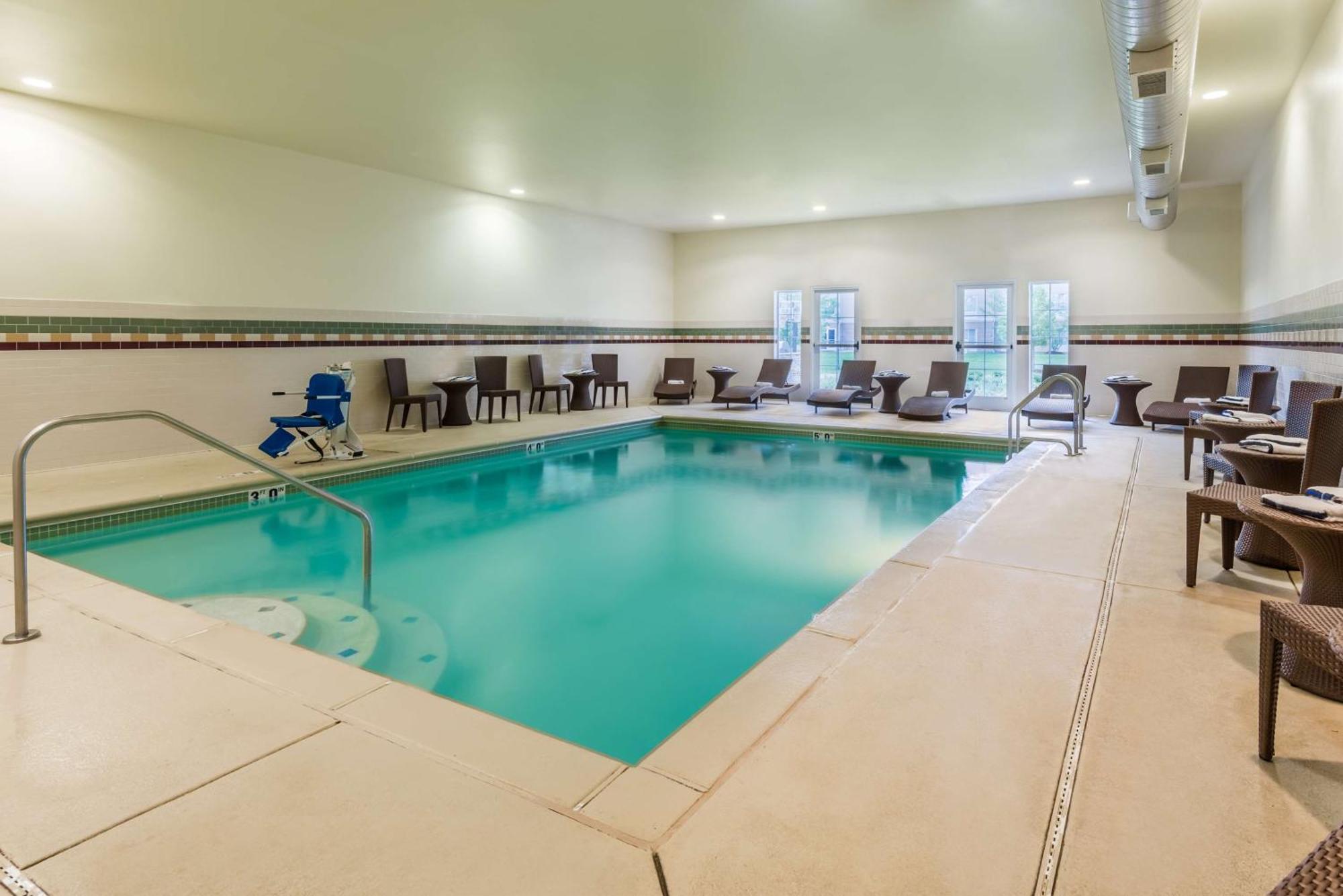 Larkspur Landing Extended Stay Suites St Louis Riverport Maryland Heights Zewnętrze zdjęcie