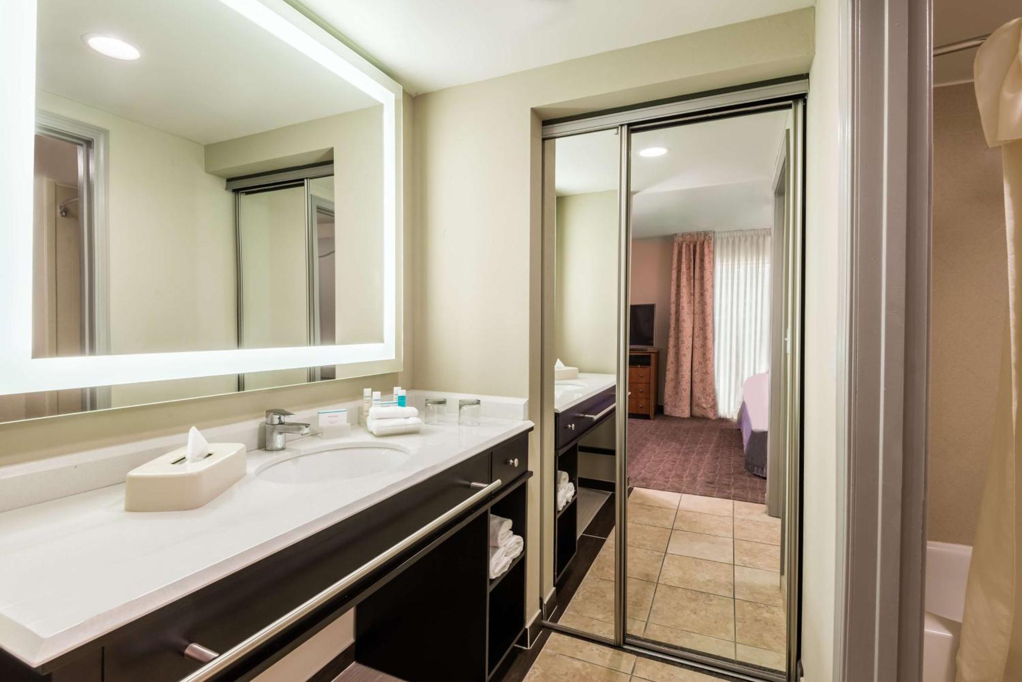 Larkspur Landing Extended Stay Suites St Louis Riverport Maryland Heights Zewnętrze zdjęcie