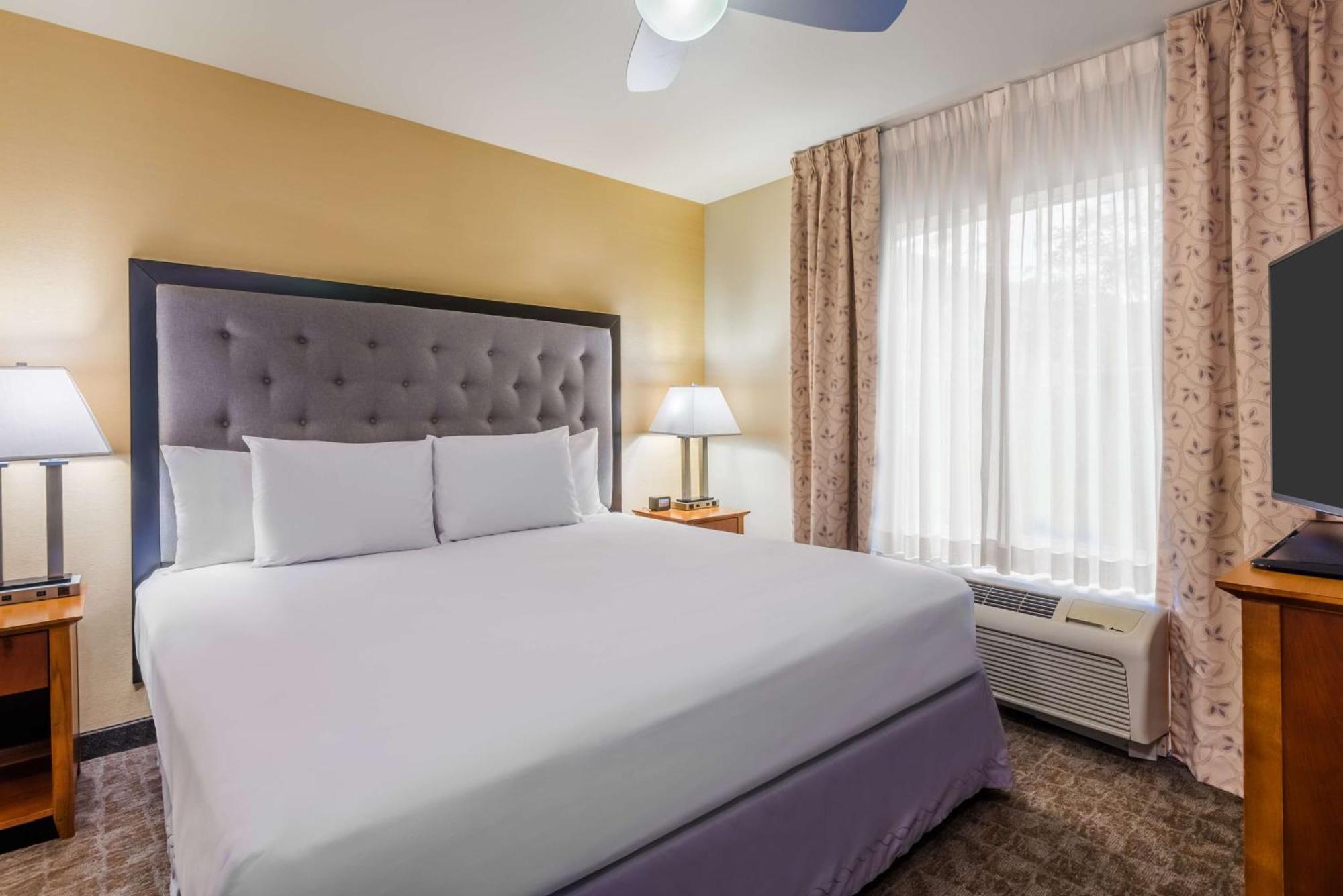 Larkspur Landing Extended Stay Suites St Louis Riverport Maryland Heights Zewnętrze zdjęcie